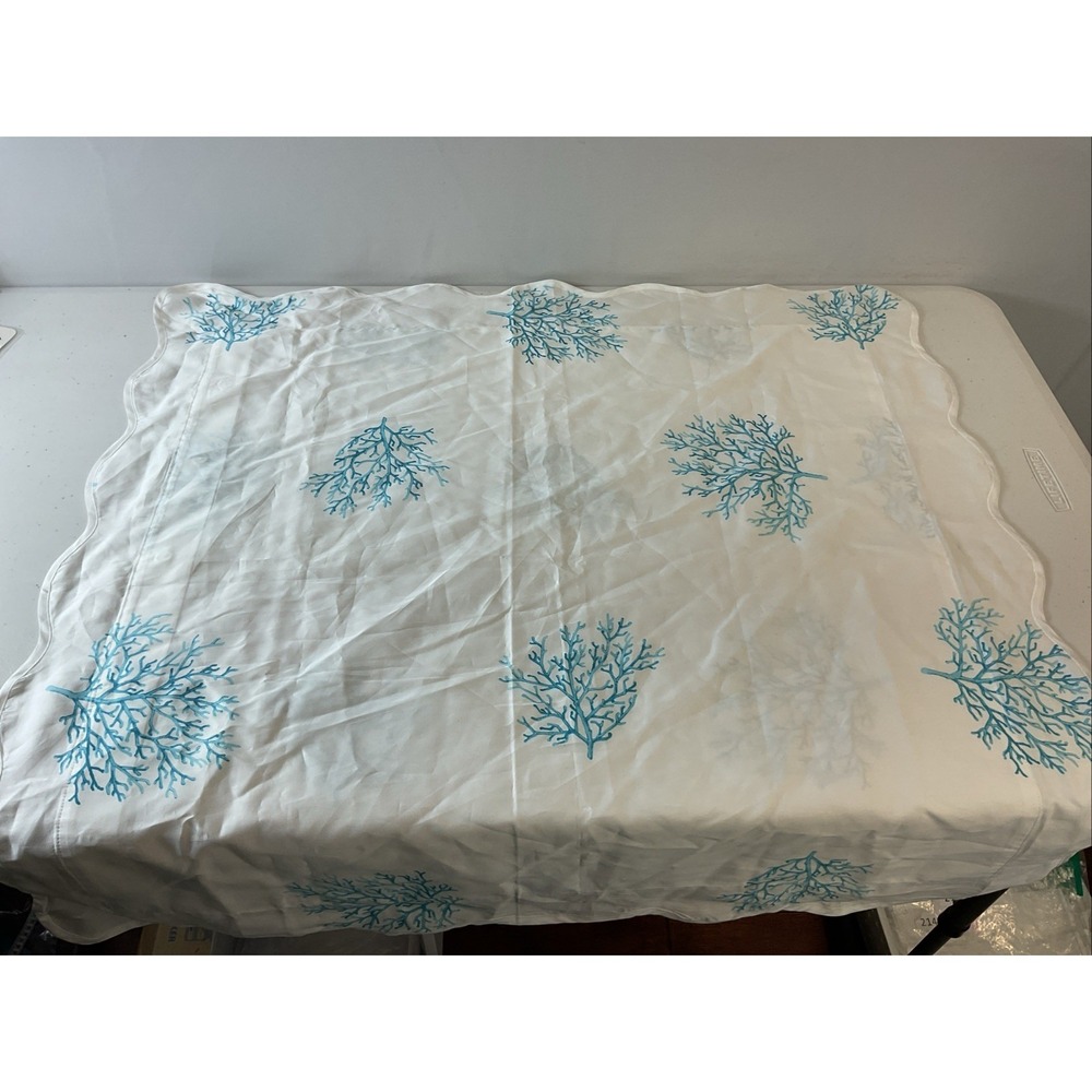 Schweitzer Linens 100% Egyptian Cotton Euro Sham White Blue Corral‎ print ITALY